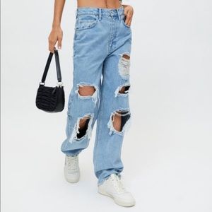Urban Outfitters BDG High-Waisted Baggy Jean - Destroyed Light Wash